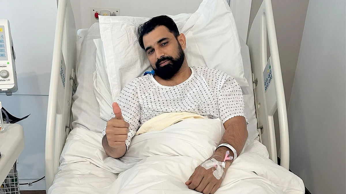 <div class="paragraphs"><p>آپریشن کے بعد محمد سمیع، تصویر @MdShami11</p></div>