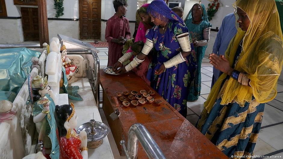 پاکستان میں نچلی ذات کے ہندو مناسب نمائندگی سے محروم کیوں؟