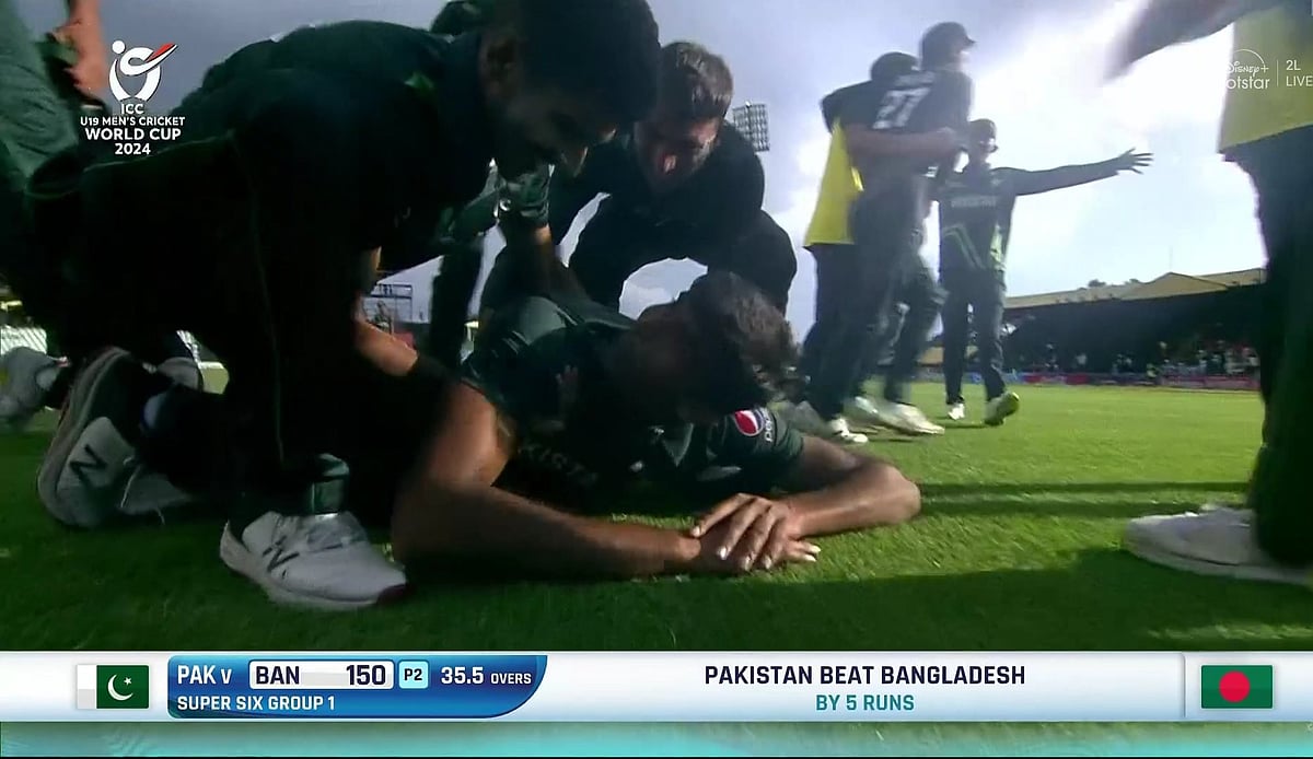 انڈر-19 کرکٹ عالمی کپ: بنگلہ دیش کو 5 رنوں سے ہرا کر سیمی فائنل میں پہنچا پاکستان، فائنل میں ہندوستان سے مقابلے کی امید
