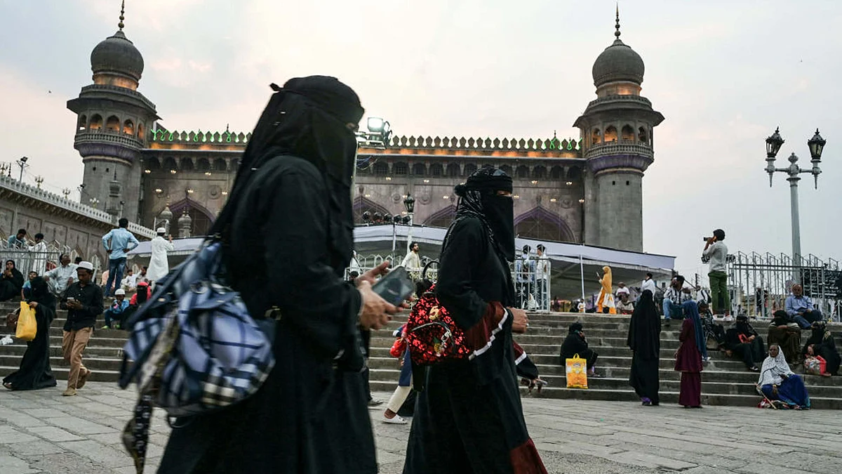 <div class="paragraphs"><p>حیدرآباد میں رمضان / Getty Images</p></div>
