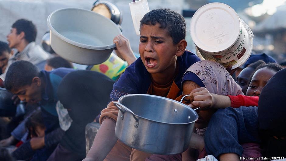 غزہ میں وسیع تر عوامی فاقہ کشی کے خلاف اور زیادہ تنبیہات