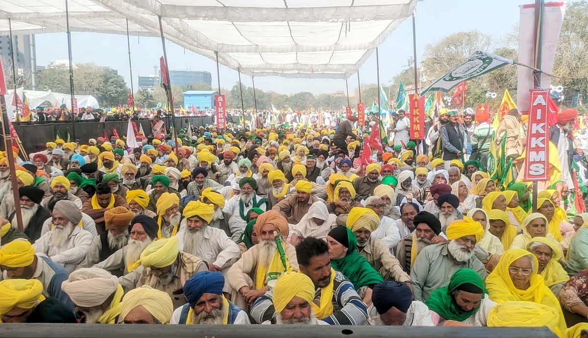 دہلی: کسان مہاپنچایت کے پیش نظر ٹریفک ایڈوائزری جاری، جام سے بچنے کے لئے متبادل راستے کا استعمال کریں
