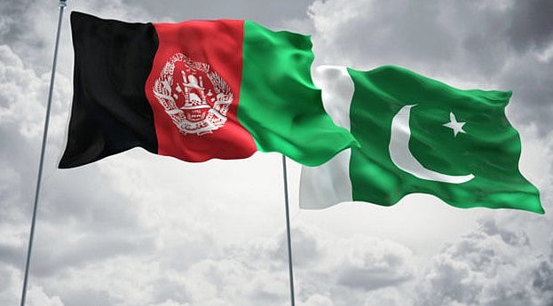 <div class="paragraphs"><p>پاکستان اور افغانستان کا قومی پرچم</p></div>