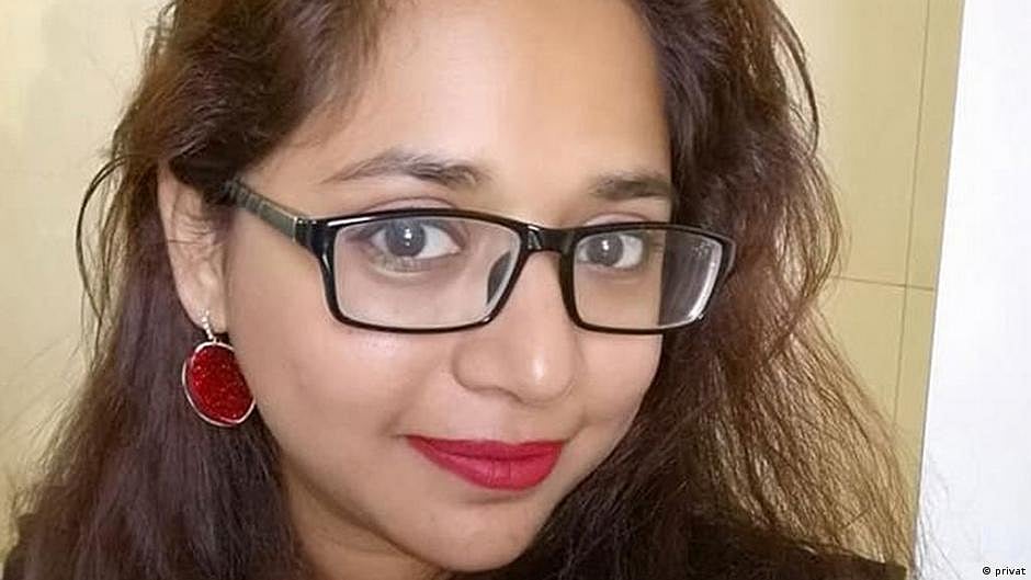 مستحقین کو زکوٰة ضرور دیں لیکن پہلے گھر والوں کا احساس کریں