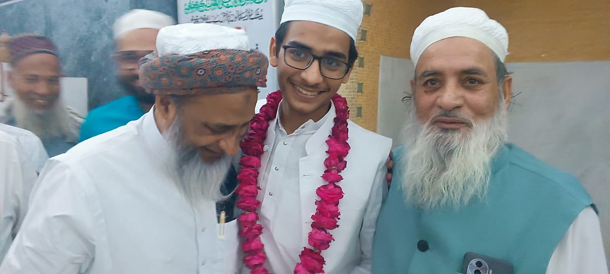 جب تک قرآن ہے دنیا میں مسلمان کا کوئی کچھ نہیں بگاڑ سکتا: مولانا نیاز احمد فاروقی