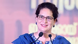 ’جمہوریت کی دھجیاں اڑا کر نئے قانون بنا رہا مرکز‘، کیرالہ میں مودی حکومت پر برسیں پرینکا گاندھی