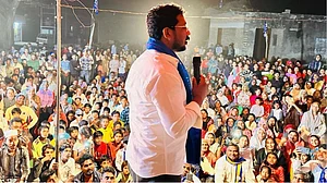 ’میں گھر میں بھی نماز پڑھوا لوں گا‘، بی جے پی رکن اسمبلی اوم کمار پر رکن پارلیمنٹ چندرشیکھر کا جوابی حملہ