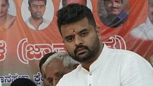<div class="paragraphs"><p>پرجول ریونّا /&nbsp;&nbsp;iPrajwalRevanna@</p></div>