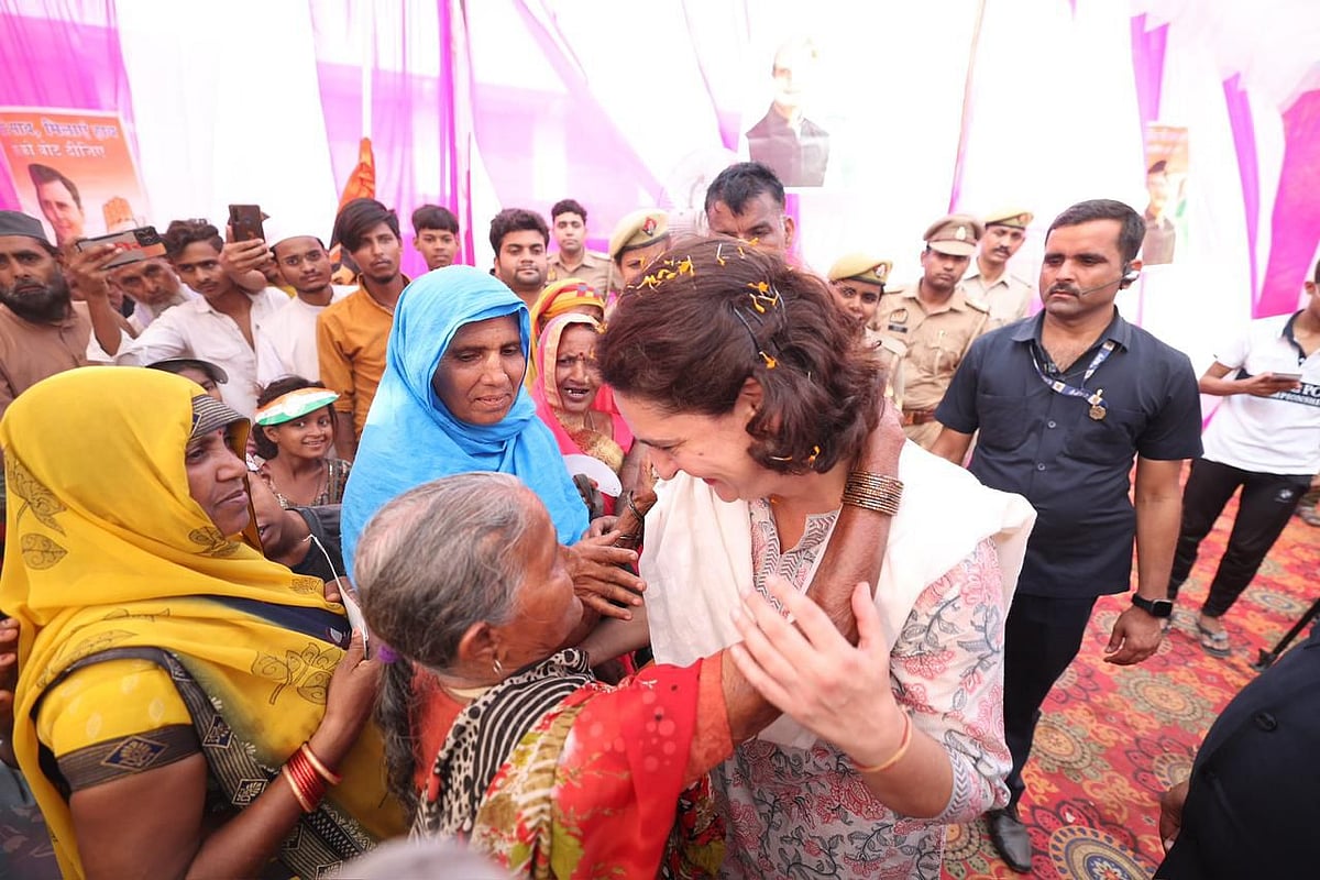 ’جو زیادہ ڈراتا دھمکاتا ہے، وہ سب سے بڑا بزدل ہوتا ہے‘، امیٹھی میں پرینکا گاندھی نے پی ایم مودی پر کیا زوردار حملہ