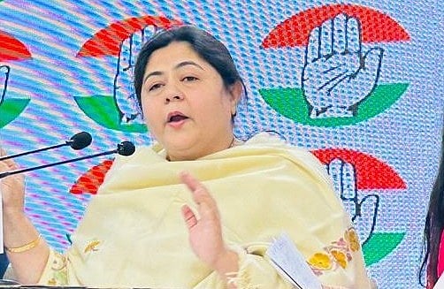 ’ریونّا سیکس اسکینڈل کی جانکاری پی ایم مودی کو 8 ماہ سے تھی‘، کانگریس نے نریندر مودی کو پھر کٹہرے میں کھڑا کیا