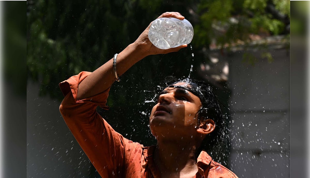 دہلی میں درجہ حرارت 52.9 ڈگری سیلسیس، محکمہ موسمیات بھی حیران! سینسر کی جانچ کا حکم