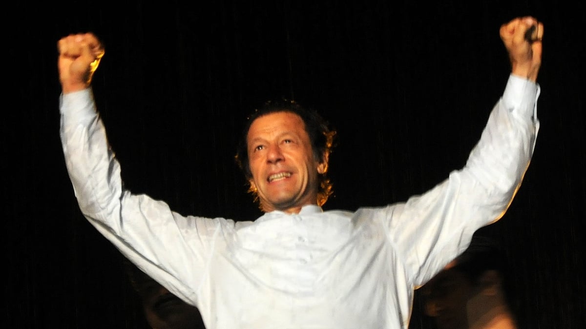 عمران خان کی ہار میں معاشرے کی ہار ہے: فواد چوہدری