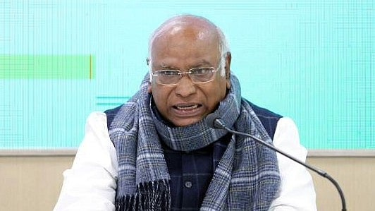 وزیر اعظم ، نائب صدر اور کانگریس رہنماؤں  نے راجکوٹ حادثہ پر افسوس کا اظہار کیا