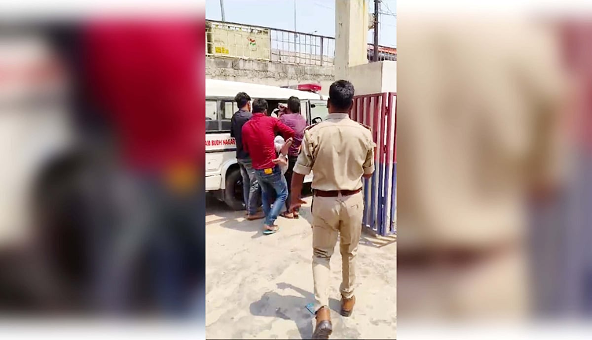 نوئیڈا کی پولیس چوکی میں پوچھ گچھ کے لیے لائے گئے نوجوان نے کی پھانسی لگا کر خودکشی، پورا عملہ معطل