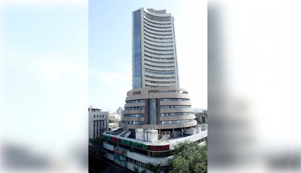 اسٹاک مارکیٹ پھر ریکارڈ تیزی، نفٹی 23420 کی تاریخی بلندی پر پہنچا
