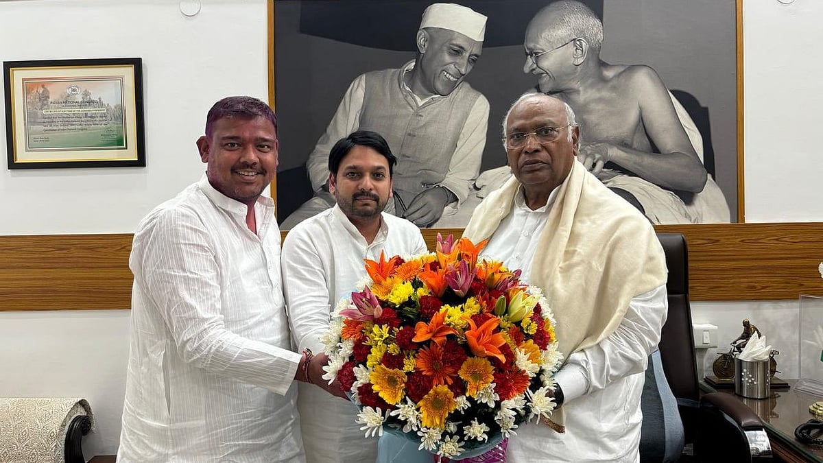 <div class="paragraphs"><p>تصویر&nbsp;<a href="https://twitter.com/kharge">@kharge</a></p></div>