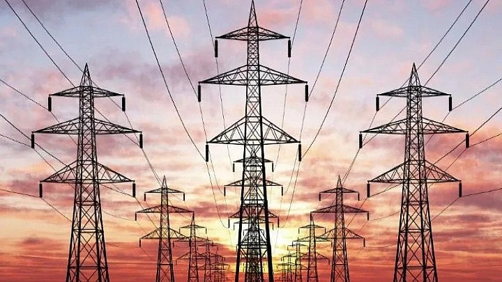 اتر پردیش: سرکار کاتین سال میں5 ہزار میگاواٹ سے زیادہ بجلی جنریشن بڑھانے کا منصوبہ
