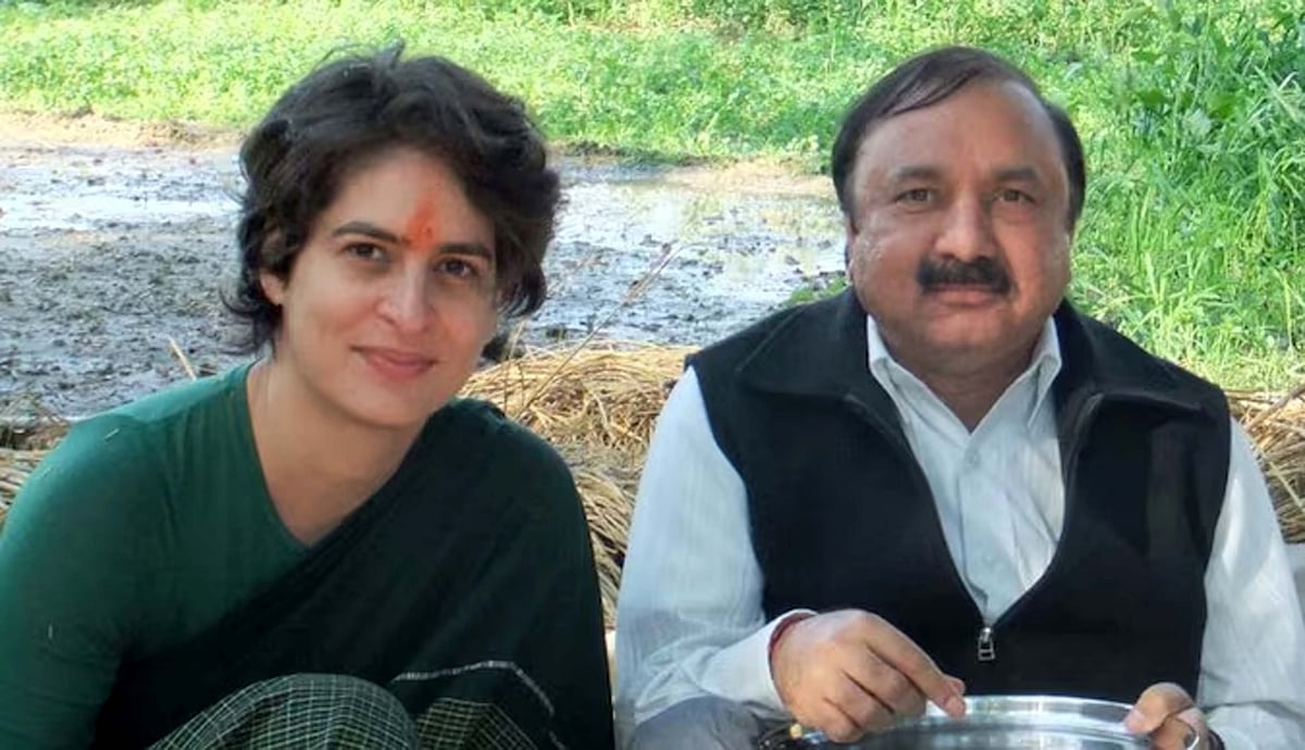 پرینکا گاندھی نے تصویر شیئر کرتے ہوئے دی کشوری لال شرما کو مبارکباد، کہا- کشوری بھیّا، مجھے کبھی کوئی شک نہیں تھا...‘