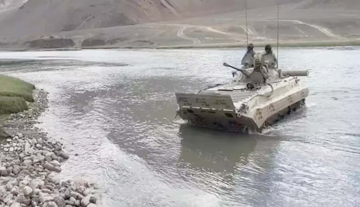 لداخ میں ٹینک سے دریا عبور کرنے کی مشق کے دوران حادثہ، جے سی او سمیت 5 فوجی شہید