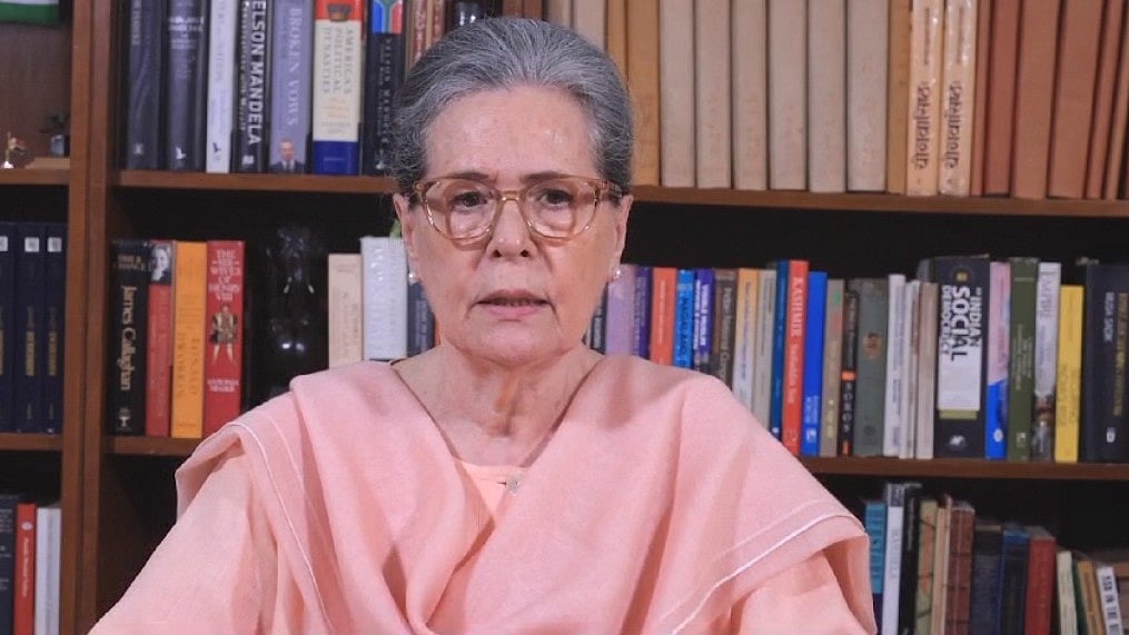 تلنگانہ کی کانگریس حکومت اپنی تمام گارنٹیاں پوری کرے گی: سونیا گاندھی