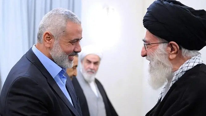 <div class="paragraphs"><p>اسماعیل ہنیہ ایران کے سپریم لیڈر علی خامنہ ای کے ساتھ / سوشل میڈیا</p></div>