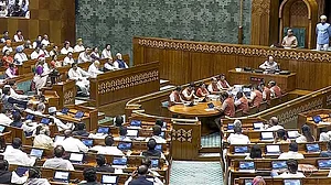 اپوزیشن اراکین نے دیہی علاقوں میں صحت کی خدمات کو بہتر بنانے پر زور دیا