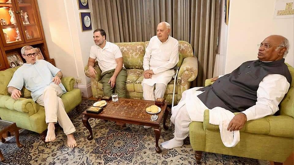 جموں و کشمیر: ’ہم ساتھ ساتھ ہیں‘، کانگریس اور نیشنل کانفرنس نے اسمبلی انتخاب ساتھ لڑنے کا کیا اعلان