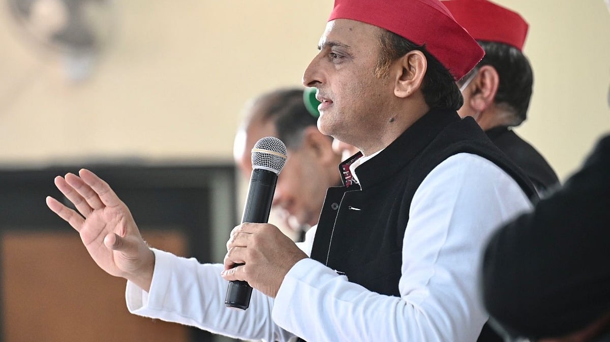 آخر حکومت کر کیا رہی ہے؟ اکھلیش یادو نے یوپی میں آدم خور بھیڑیوں کی دہشت پر کیا سوال