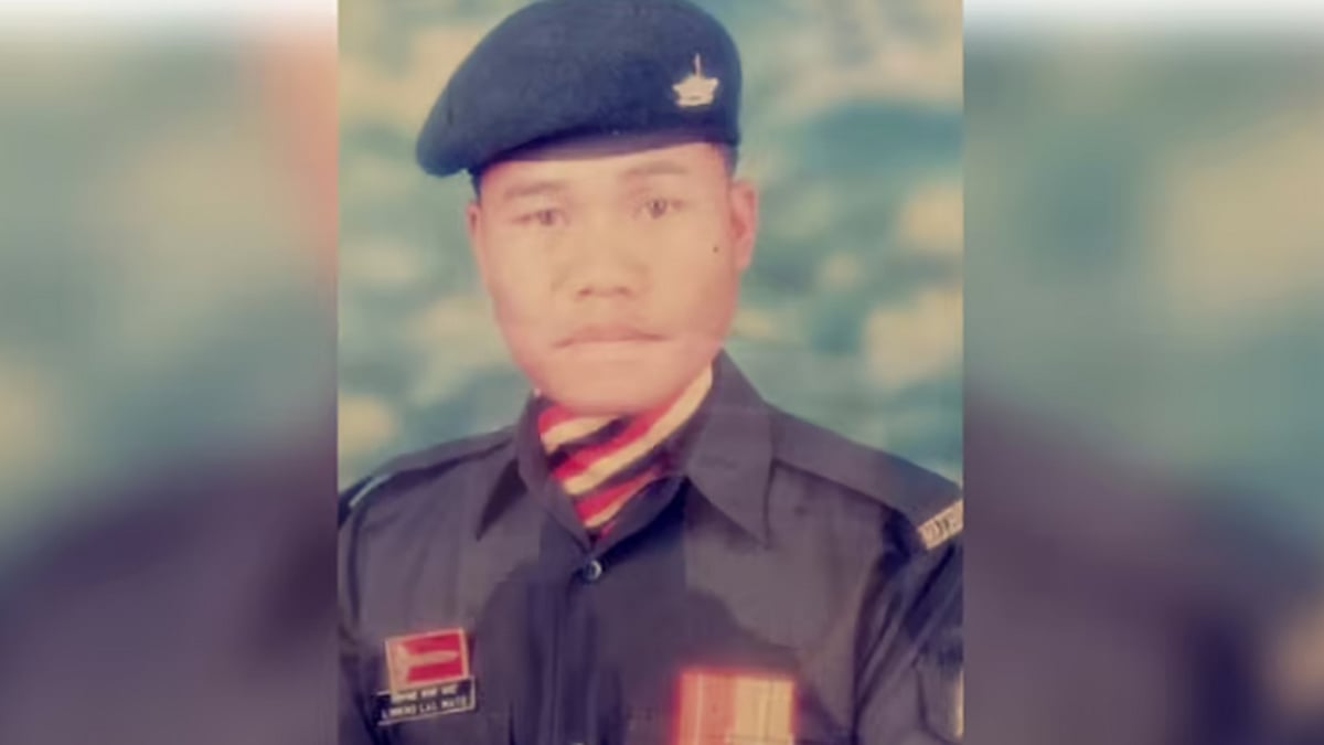 <div class="paragraphs"><p>سابق فوجی (فائل تصویر) / آئی اے این ایس</p></div>