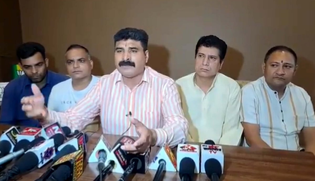 جموں و کشمیر انتخابات: ریاستی بی جے پی کے نائب صدر کا آزاد امیدوار کے طور پر الیکشن لڑنے کا اعلان