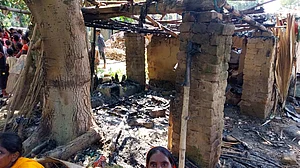 بہار: نوادہ میں دلتوں کی بستی کو آگ لگانے کے معاملے میں 15 ملزمان گرفتار