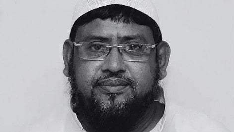 ترنمول کانگریس کے رکن پارلیمنٹ حاجی نورالاسلام کا انتقال، کینسر کے مرض میں تھے مبتلا