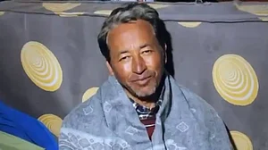 لداخ کے ریاستی درجہ کے مطالبے پر احتجاج، سونم وانگ چک اور دیگر افراد رہا ہونے کے بعد دوبارہ زیرِ حراست