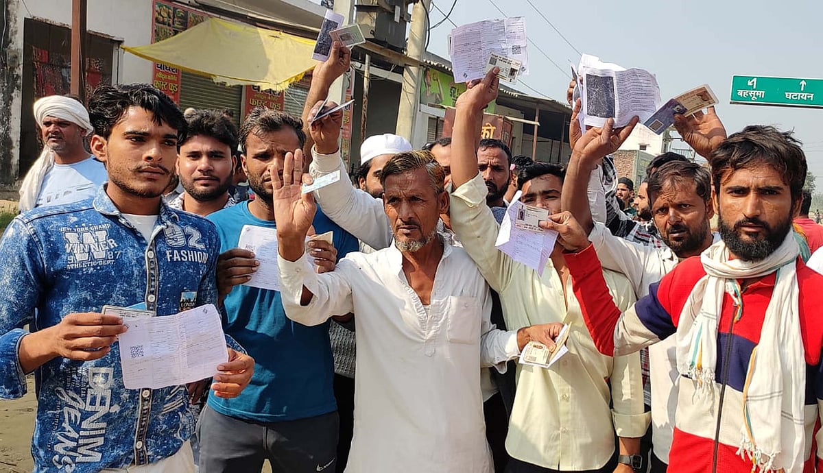یوپی ضمنی انتخابات: بڑے پیمانے پر دھاندلی کے الزامات، سماجوادی پارٹی کا 3 سیٹوں پر دوبارہ ووٹنگ کا مطالبہ