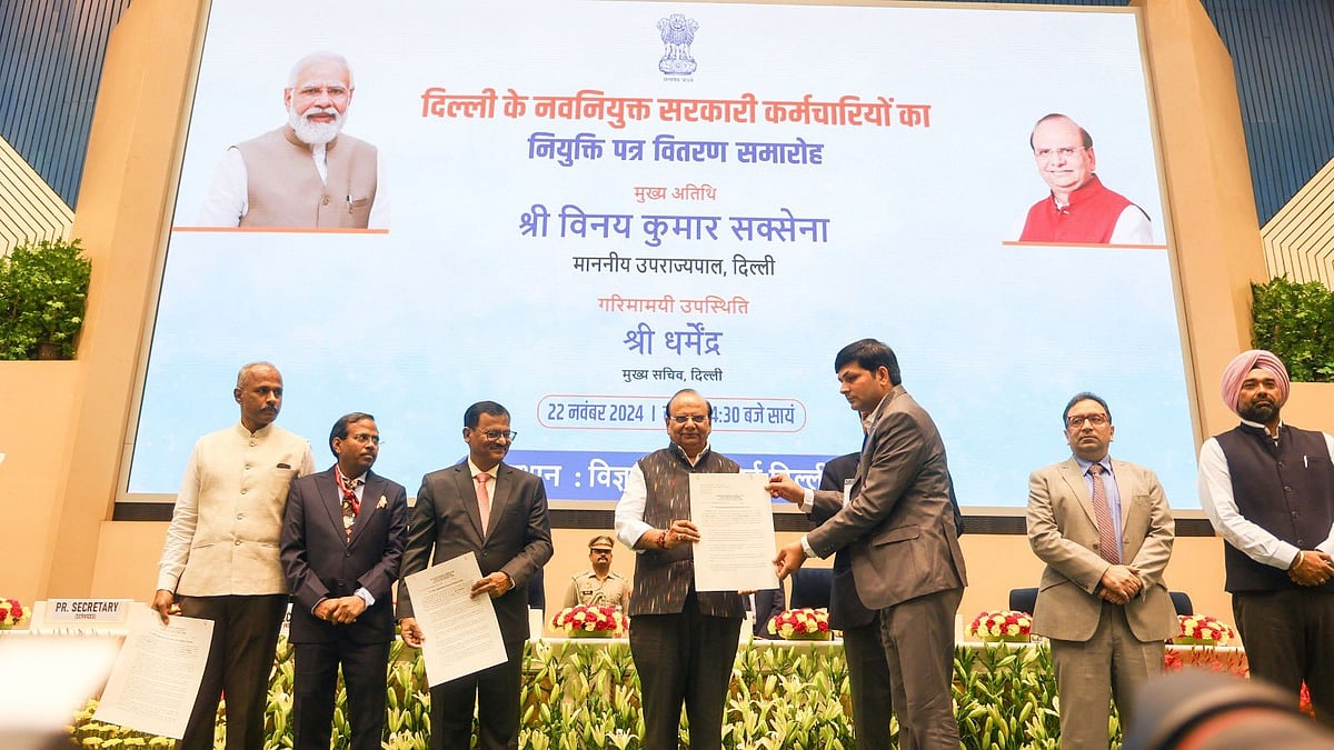 <div class="paragraphs"><p>تصویر&nbsp;<a href="https://x.com/LtGovDelhi">@LtGovDelhi</a></p></div>