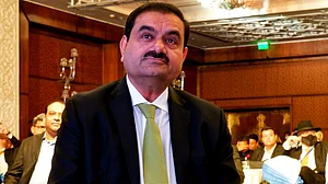 کینیا کے بعد اڈانی کو بنگلہ دیش کا جھٹکا! انرجی معاہدوں کی تحقیقات کا حکم
