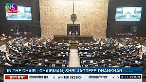 اڈانی گروپ کے خلاف الزامات پر راجیہ سبھا میں ہنگامہ، کارروائی دن بھر کے لیے ملتوی