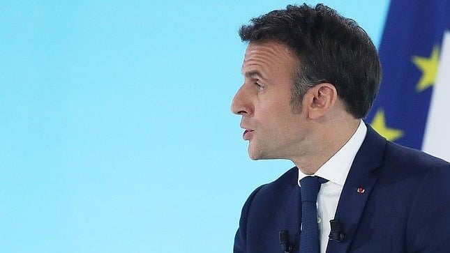 فرانس میں مشیل بارنیئر کی حکومت تین ماہ میں گر گئی، پارلیمنٹ میں تحریک عدم اعتماد منظور