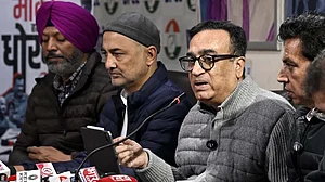 عام آدمی پارٹی ملک مخالف ہے، اس کے ساتھ اتحاد ایک غلطی تھی: اجے ماکن