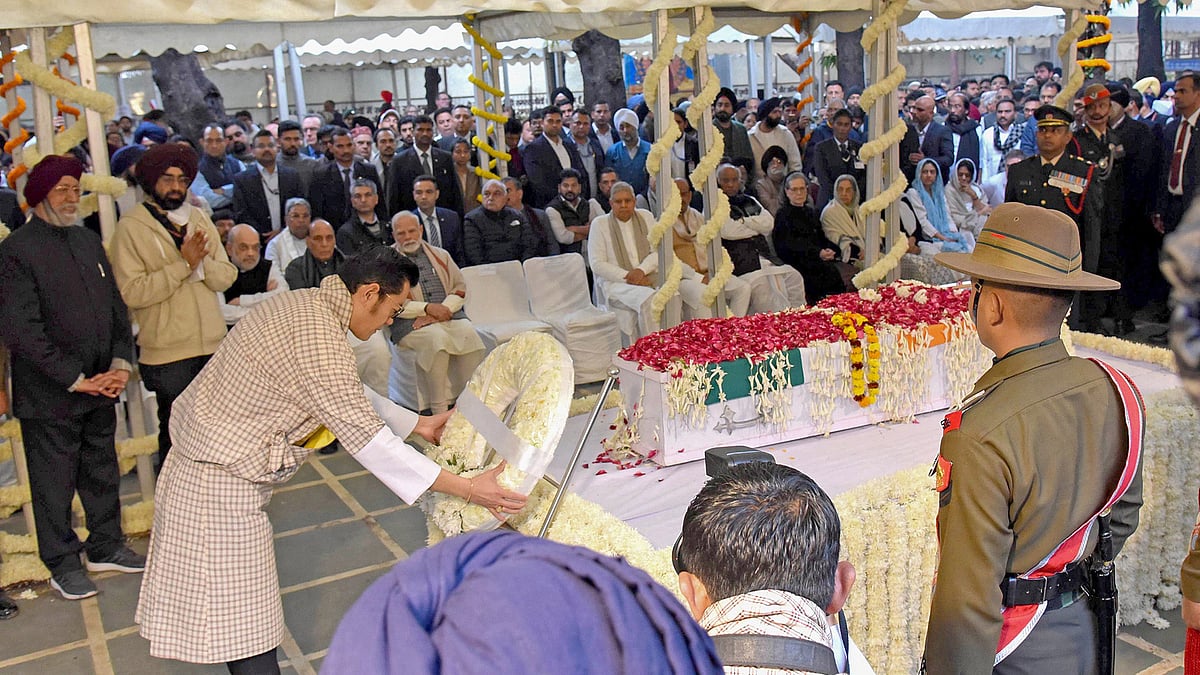 ڈاکٹر منموہن سنگھ کی آخری رسومات میں بھوٹان کے بادشاہ اور ماریشش کے وزیر خارجہ کی بھی شرکت