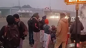 کسانوں کا 'پنجاب بند' آج، 108 ٹرینیں منسوخ، دودھ-سبزیوں کی سپلائی پر بھی پڑا اثر
