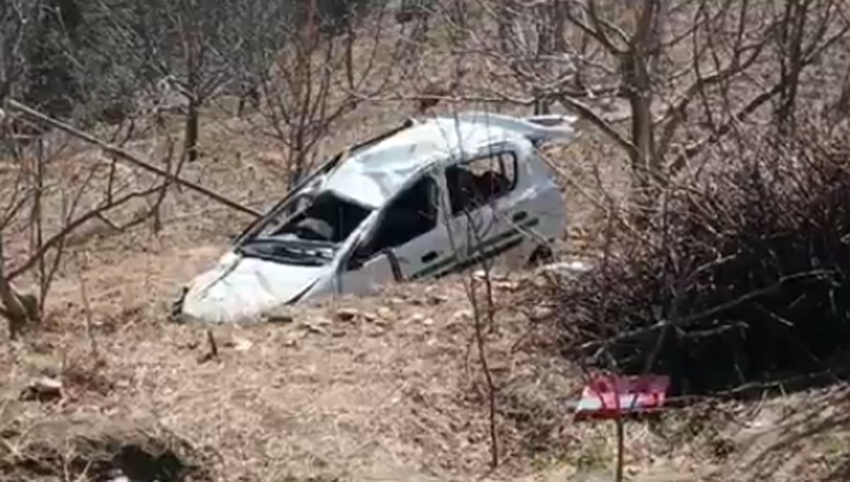 شملہ میں سڑک حادثہ، گاڑی کھائی میں گرنے سے 3 نوجوانوں کی موت