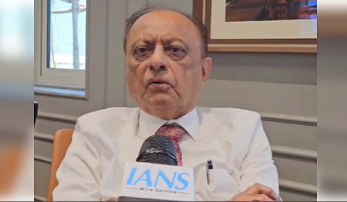 اجیت پوار کو شرد پوار سے معافی مانگنی چاہیے: مجید میمن