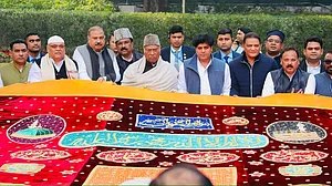 خواجہ غریب نواز کے 813ویں عرس پر کانگریس صدر نے بھیجی چادر، عمران پرتاپ گڑھی کو ملی چادر پوشی کی ذمہ داری