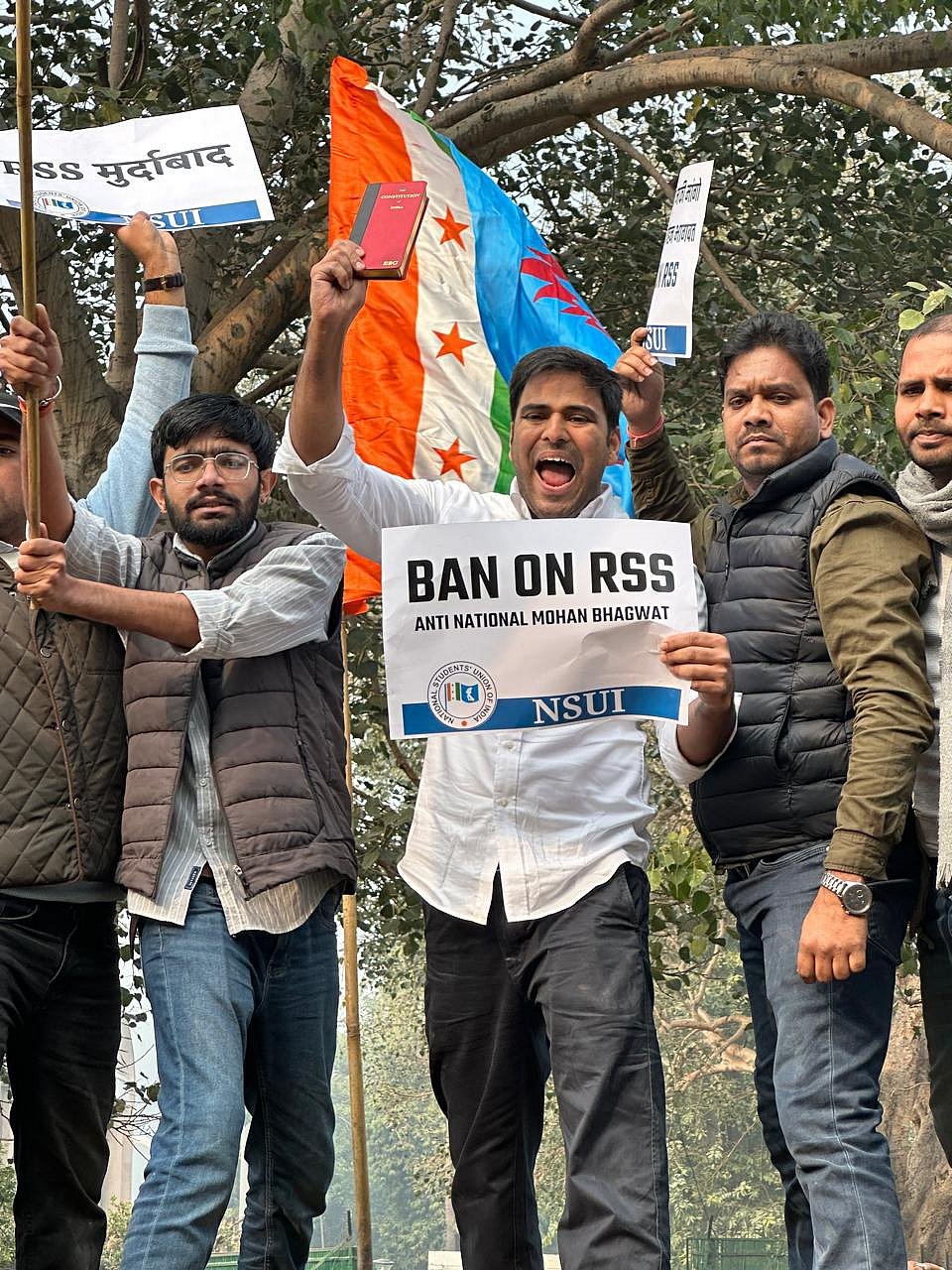 آر ایس ایس چیف موہن بھاگوت کے بیان کو این ایس یو آئی نے بتایا ملک مخالف، فوری کارروائی کا مطالبہ