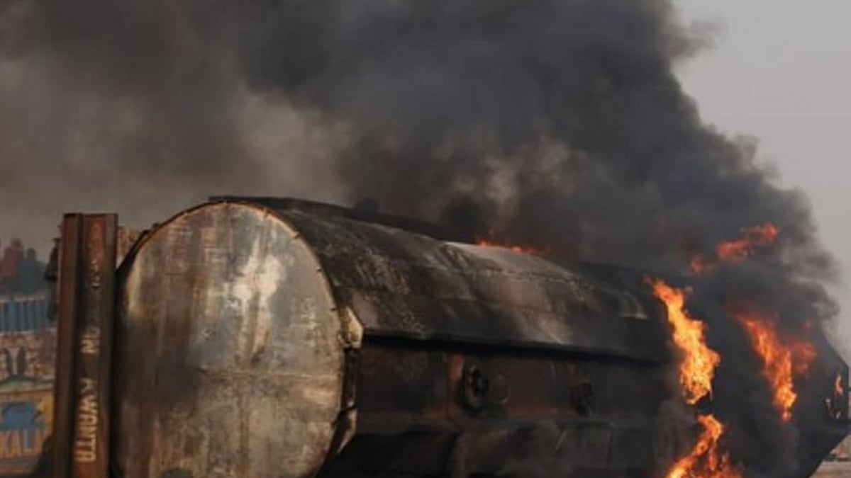 <div class="paragraphs"><p>نائجیریا میں ٹینکر دھماکہ، تصویر 'ایکس'&nbsp;<a href="https://x.com/BBCWorld">@BBCWorld</a></p></div>