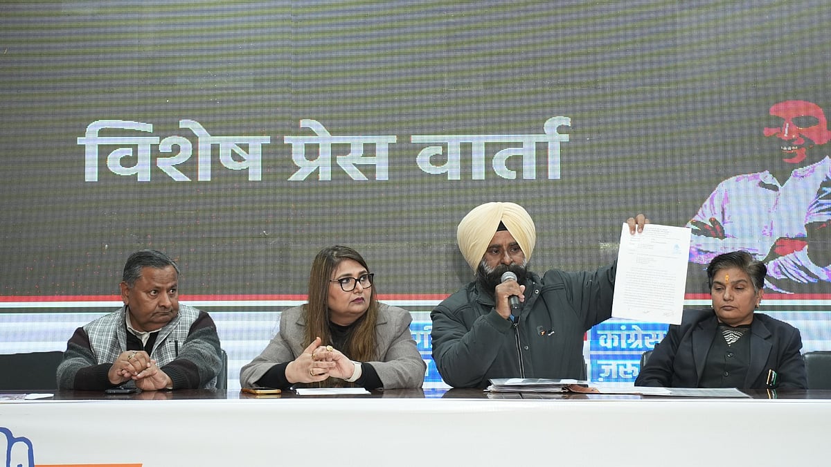 ’کیجریوال 200 یونٹ مفت بجلی دینے کے نام پر بلنگ میں بدعنوانی کرتے ہیں‘، کانگریس کا سنگین الزام
