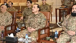 پاکستان: بلوچستان میں خونی جھڑپوں کے درمیان فوجی سربراہ عاصم منیر جائے وقوع پر پہنچے، اب تک 41 اموات