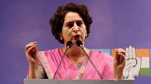 وائناڈ پہنچی پرینکا گاندھی نے ’ایس آئی آر‘ کی مخالفت کا کیا اعلان، تمل ناڈو کے وزیر اعلیٰ اسٹالن نے بھی کی حمایت