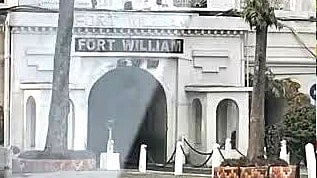 کولکاتا واقع ہندوستانی فوج کے ہیڈکوارٹر فورٹ ولیم کا نام بدل کر ’وجئے دُرگ‘ ہوا، جارج گیٹ کا بھی نام تبدیل